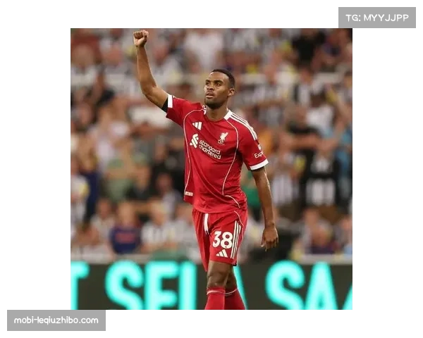 埃基蒂克闪电破门显效率 解决利物浦锋线难题